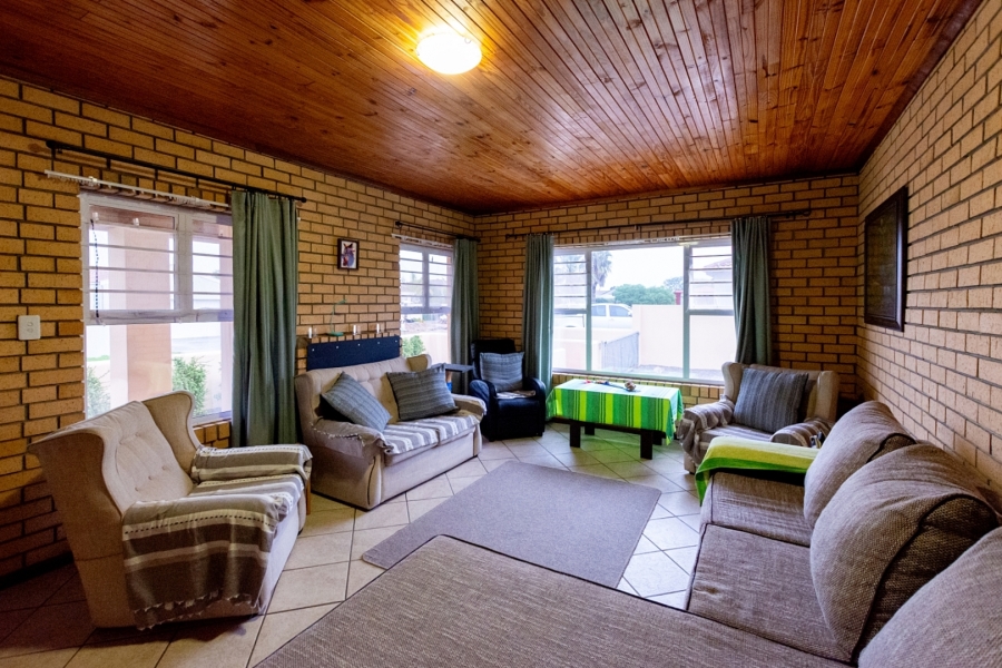 4 Bedroom Property for Sale in Port Owen Western Cape